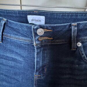 HUDSON COLLIN SKINNY SZ  28  STRETCH NW FLAP POCKET